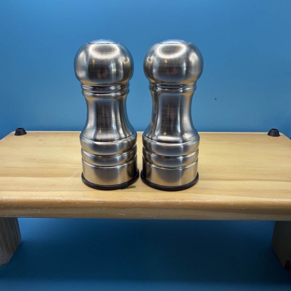 Salt and Pepper Shakers Stainless Steel retro, sleek and stylish.